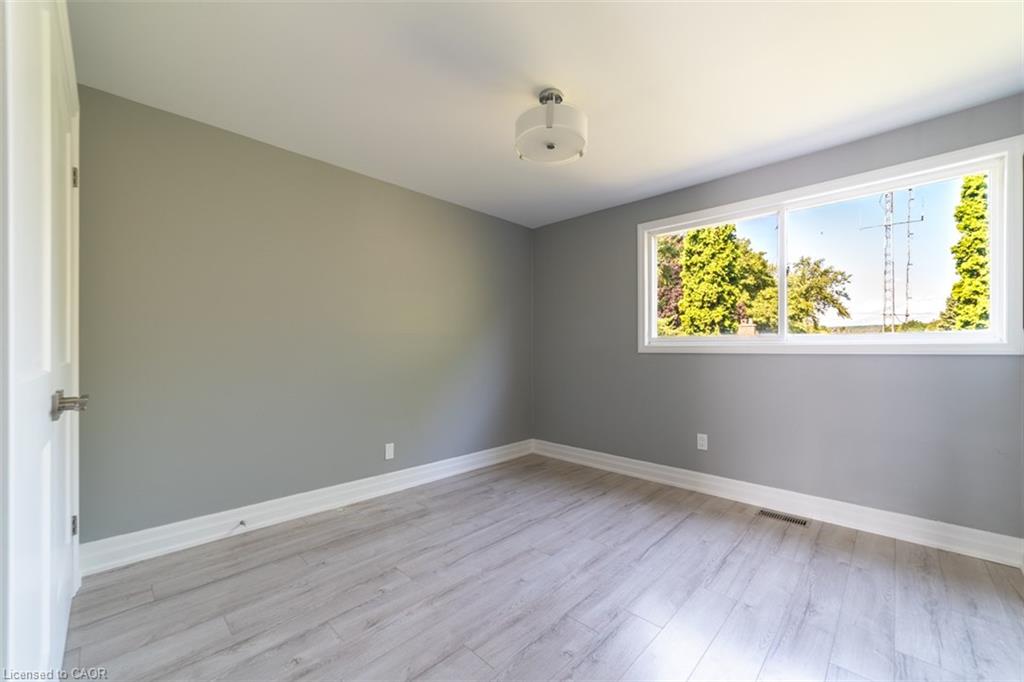 2-1011 White Oak Drive Unit: 2