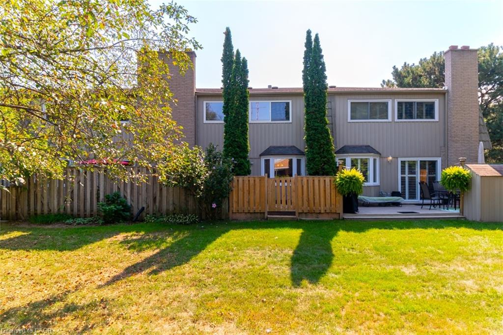 2-1011 White Oak Drive Unit: 2