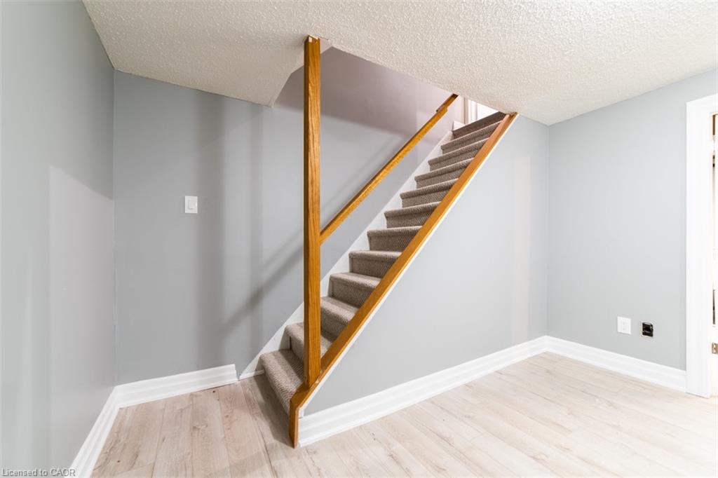 2-1011 White Oak Drive Unit: 2