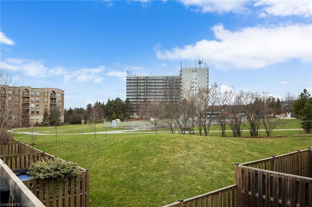 43-2065 Amherst Heights Court Unit: 43