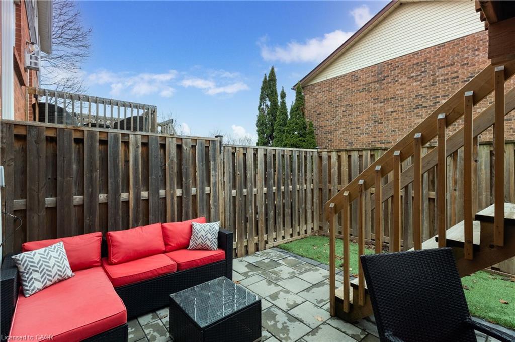 43-2065 Amherst Heights Court Unit: 43