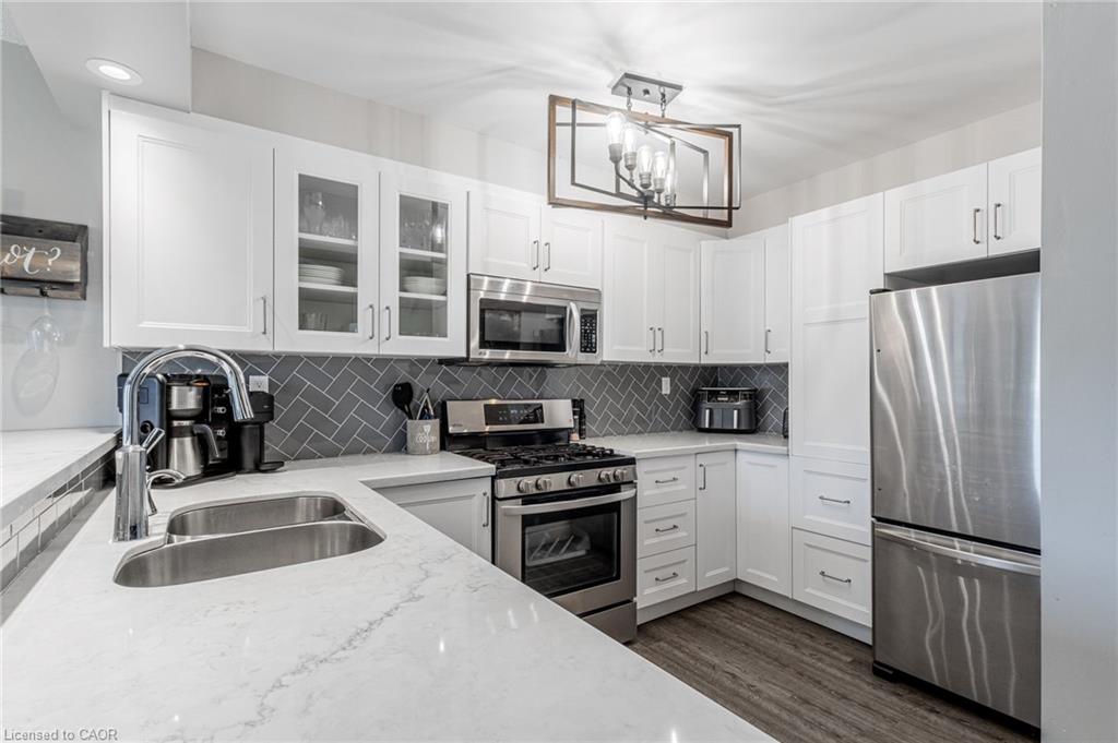 43-2065 Amherst Heights Court Unit: 43