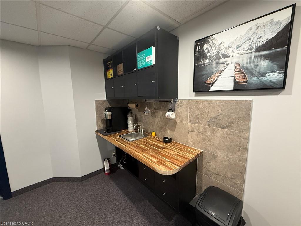 517 Upper Sherman Avenue Unit: 2nd Floor