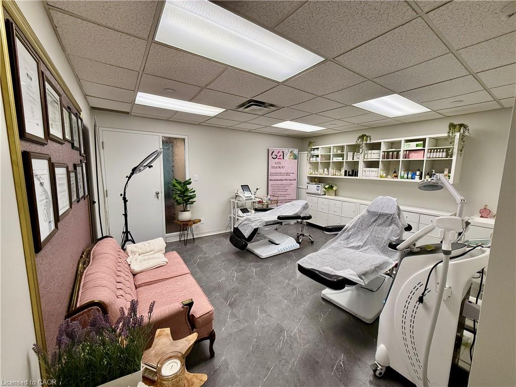 517 Upper Sherman Avenue Unit: 2nd Floor