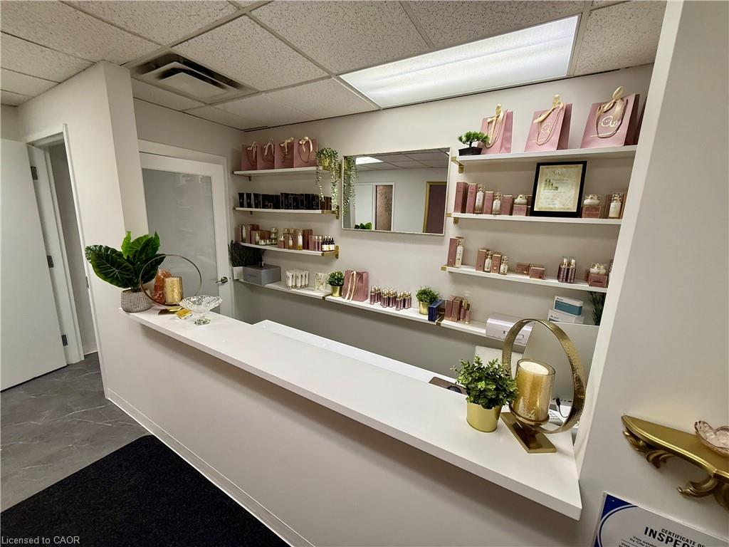 517 Upper Sherman Avenue Unit: 2nd Floor