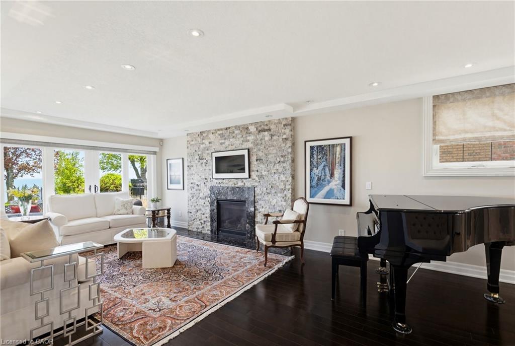 97 Lakeview Drive