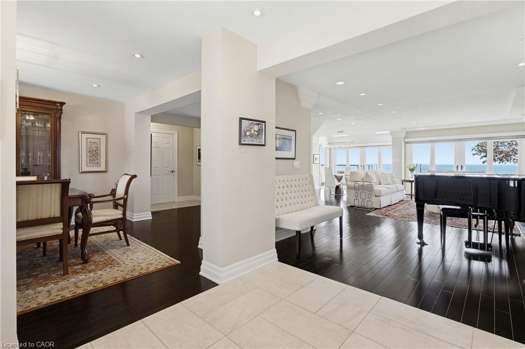 97 Lakeview Drive