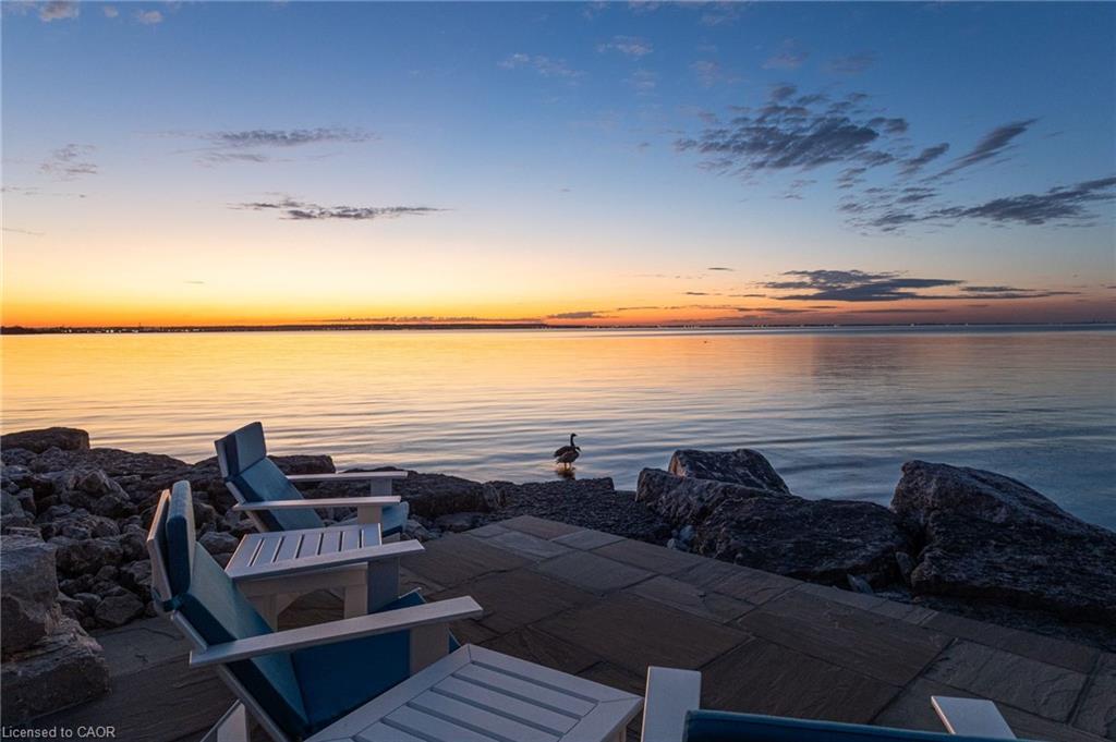 97 Lakeview Drive