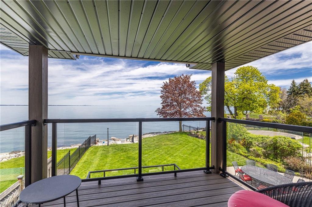 97 Lakeview Drive
