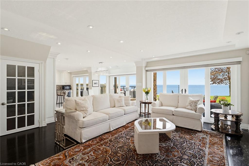 97 Lakeview Drive
