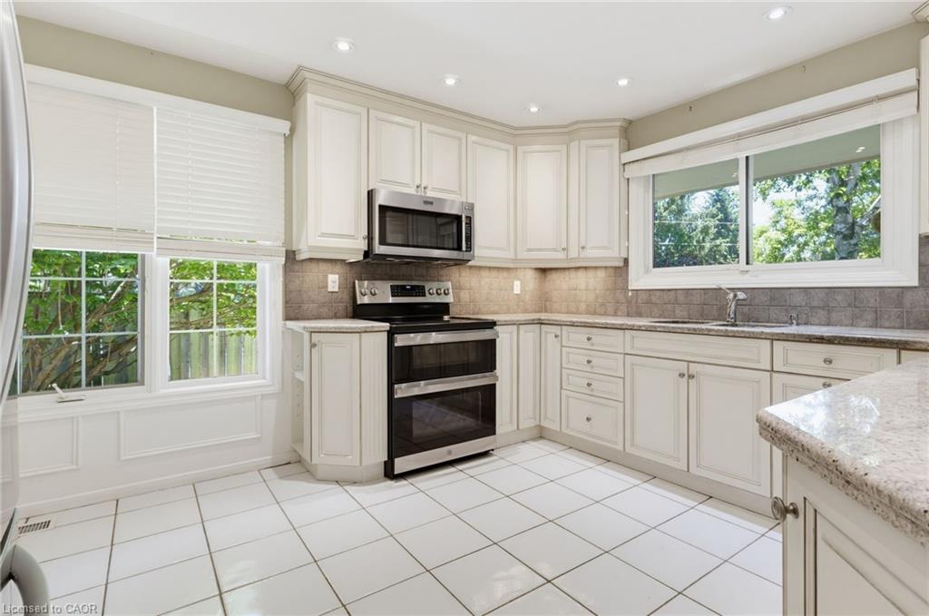 304 Oakwood Court