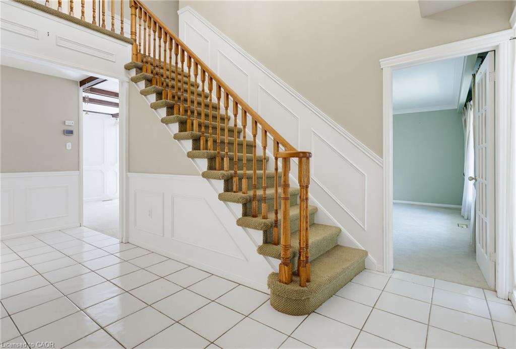 304 Oakwood Court