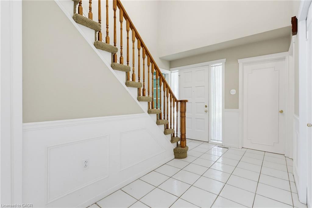 304 Oakwood Court