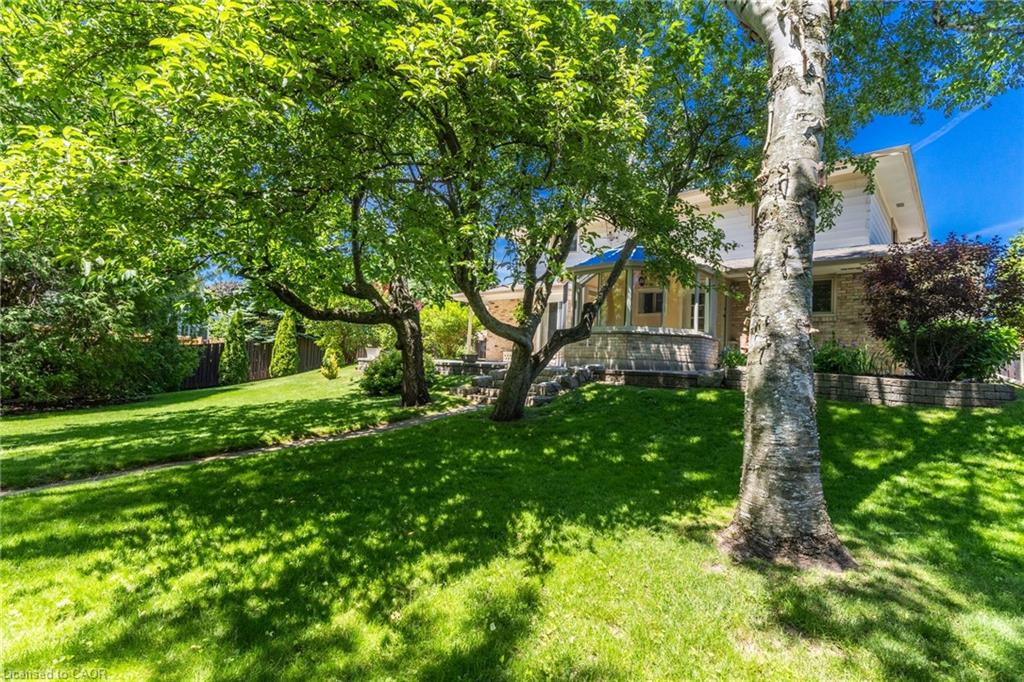 304 Oakwood Court
