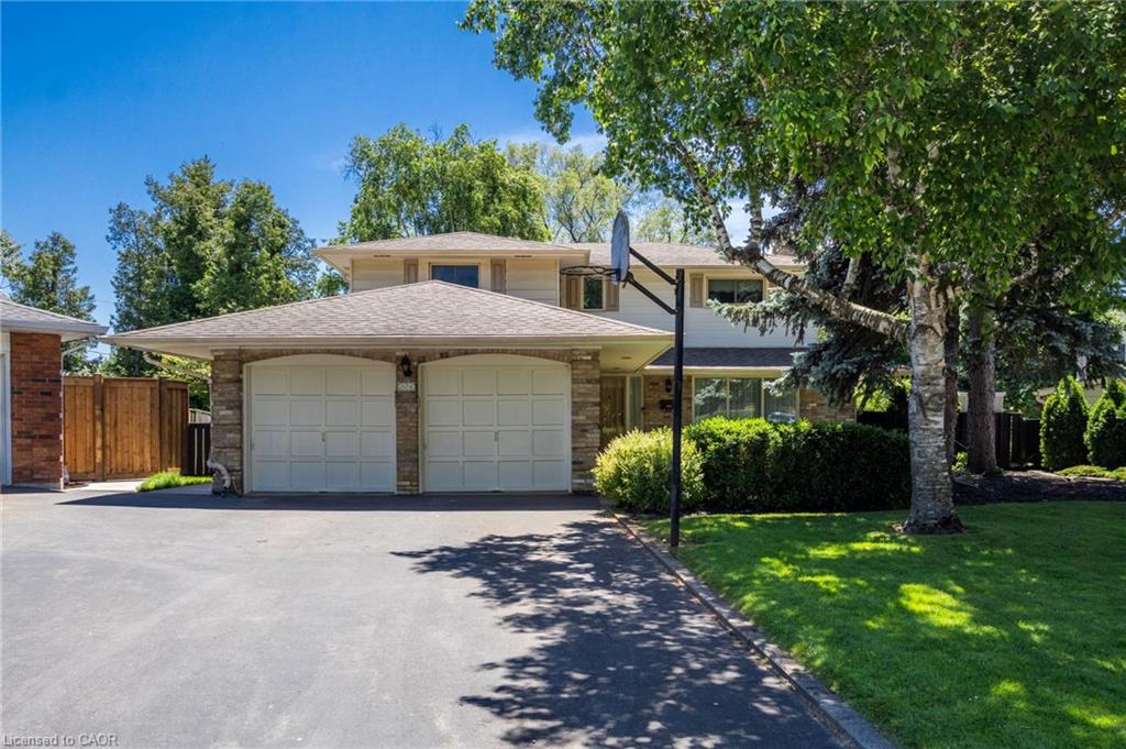 304 Oakwood Court