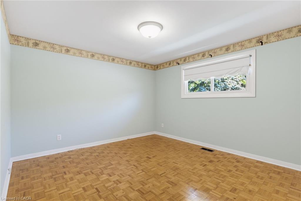 304 Oakwood Court