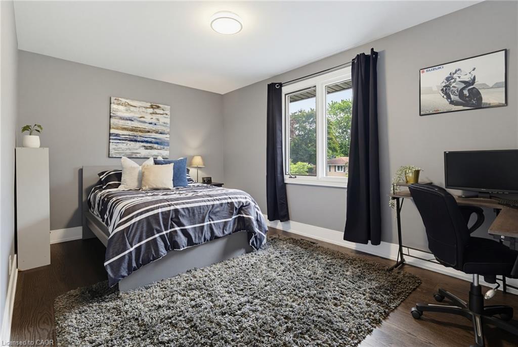 365 Cosburn Crescent