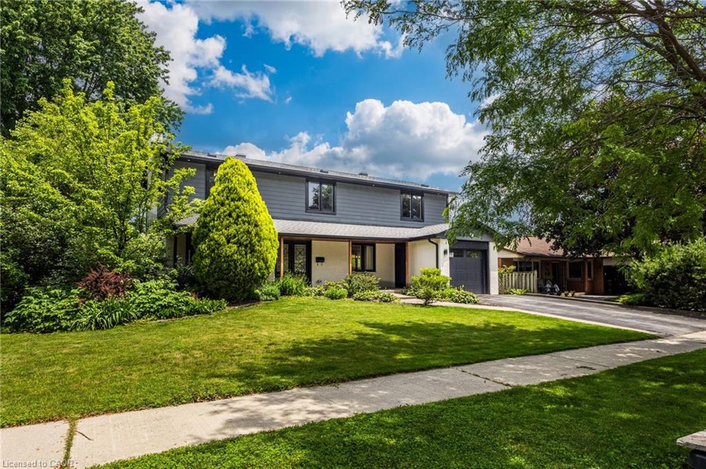 365 Cosburn Crescent