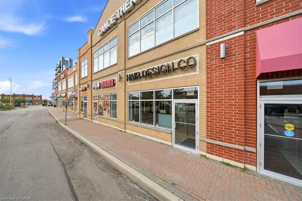 9-515 Dundas Street W Unit: 9