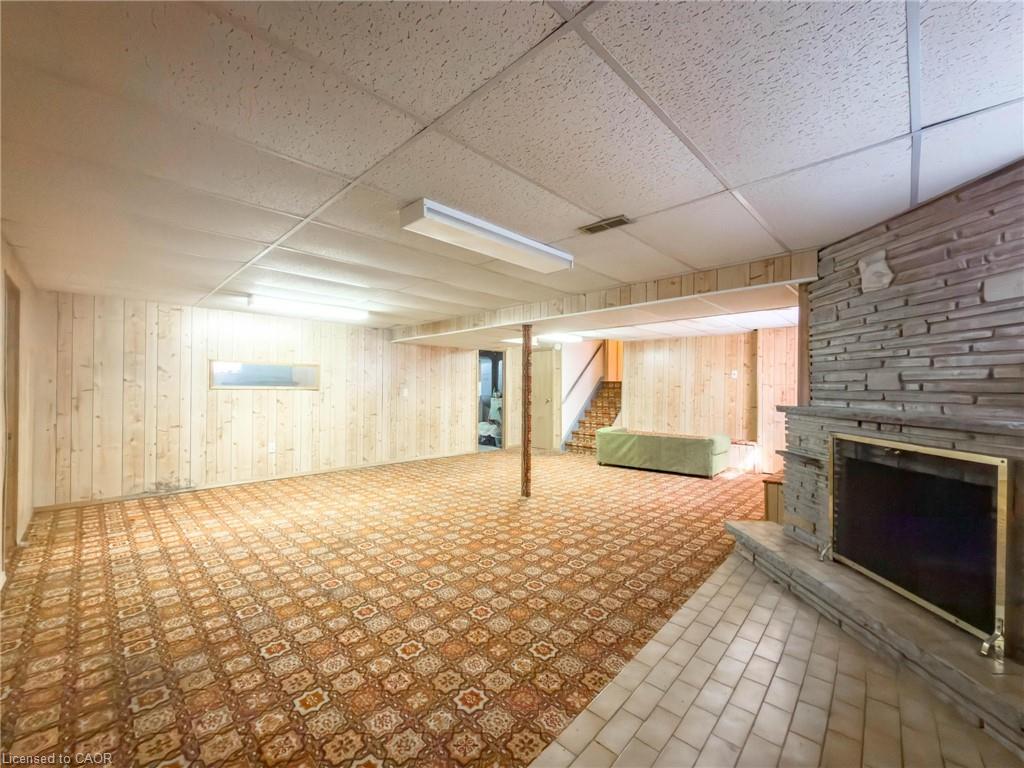 3577 Bluestream Crescent