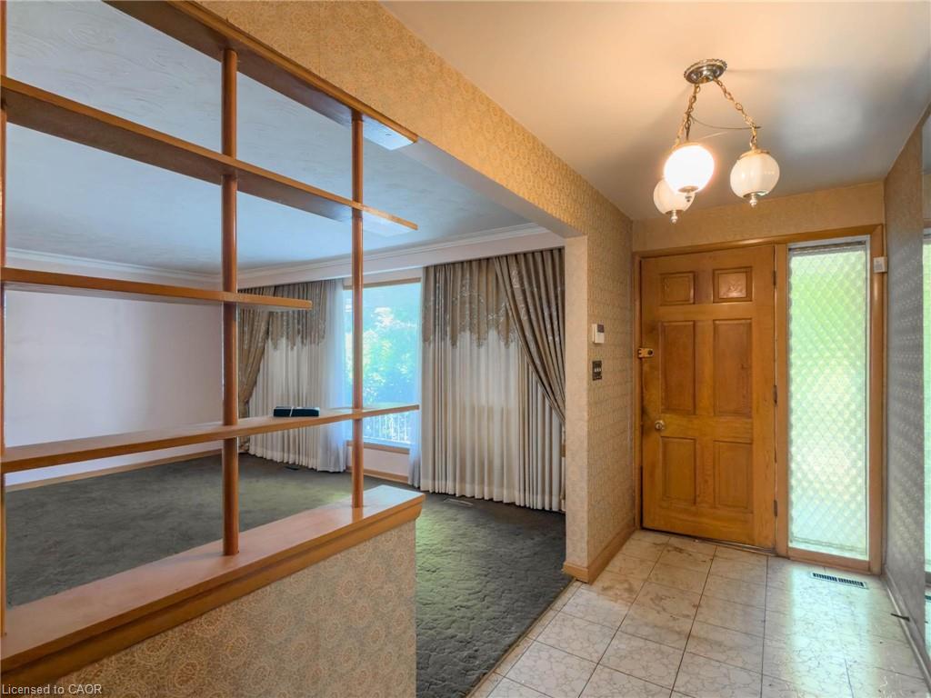 3577 Bluestream Crescent