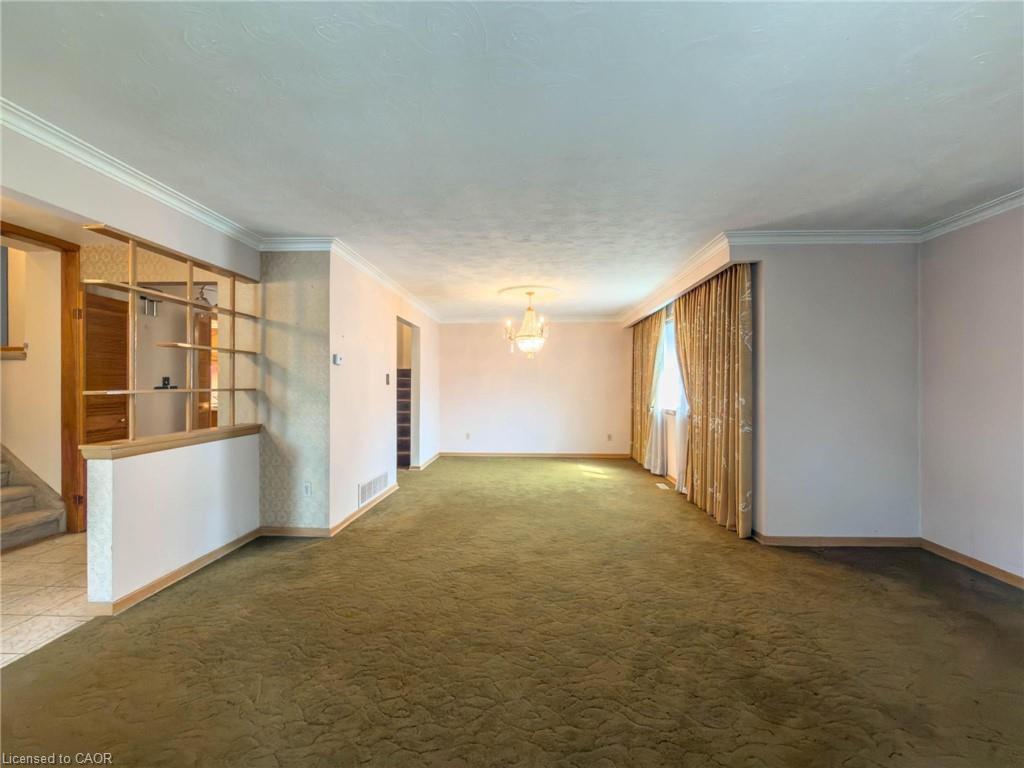 3577 Bluestream Crescent
