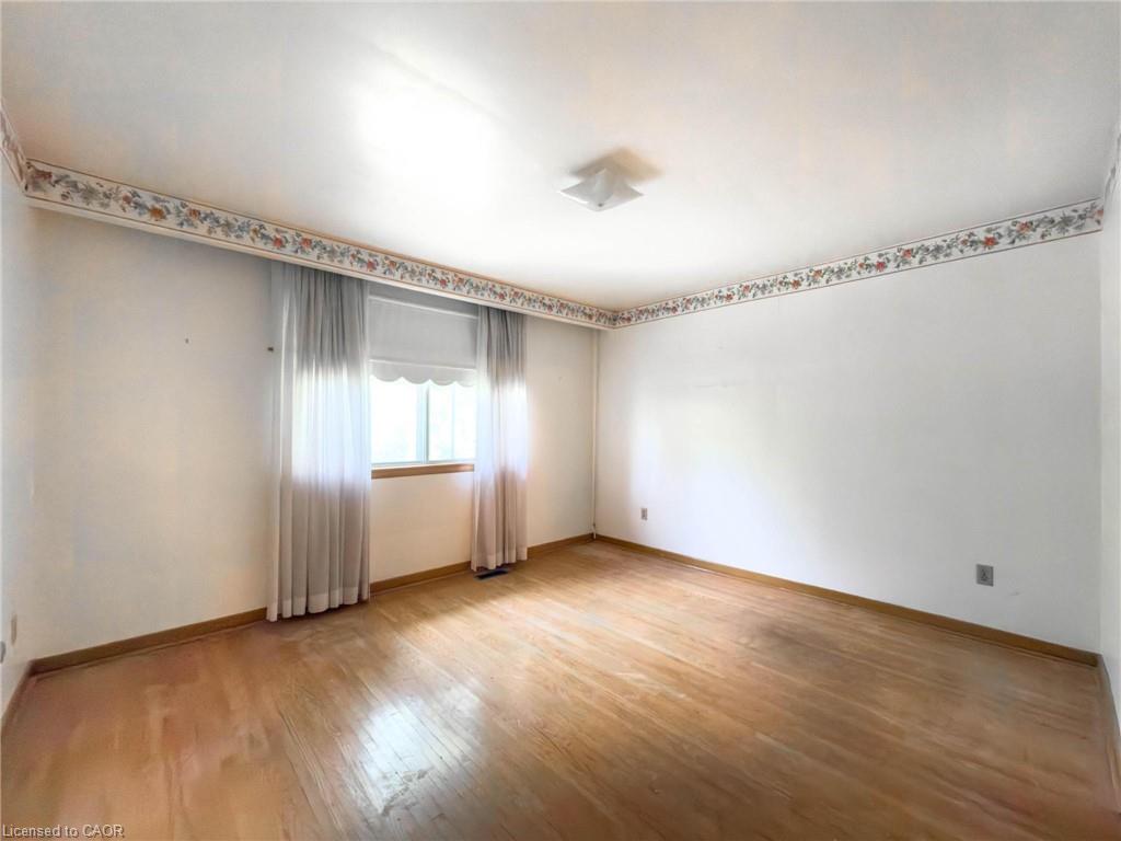 3577 Bluestream Crescent