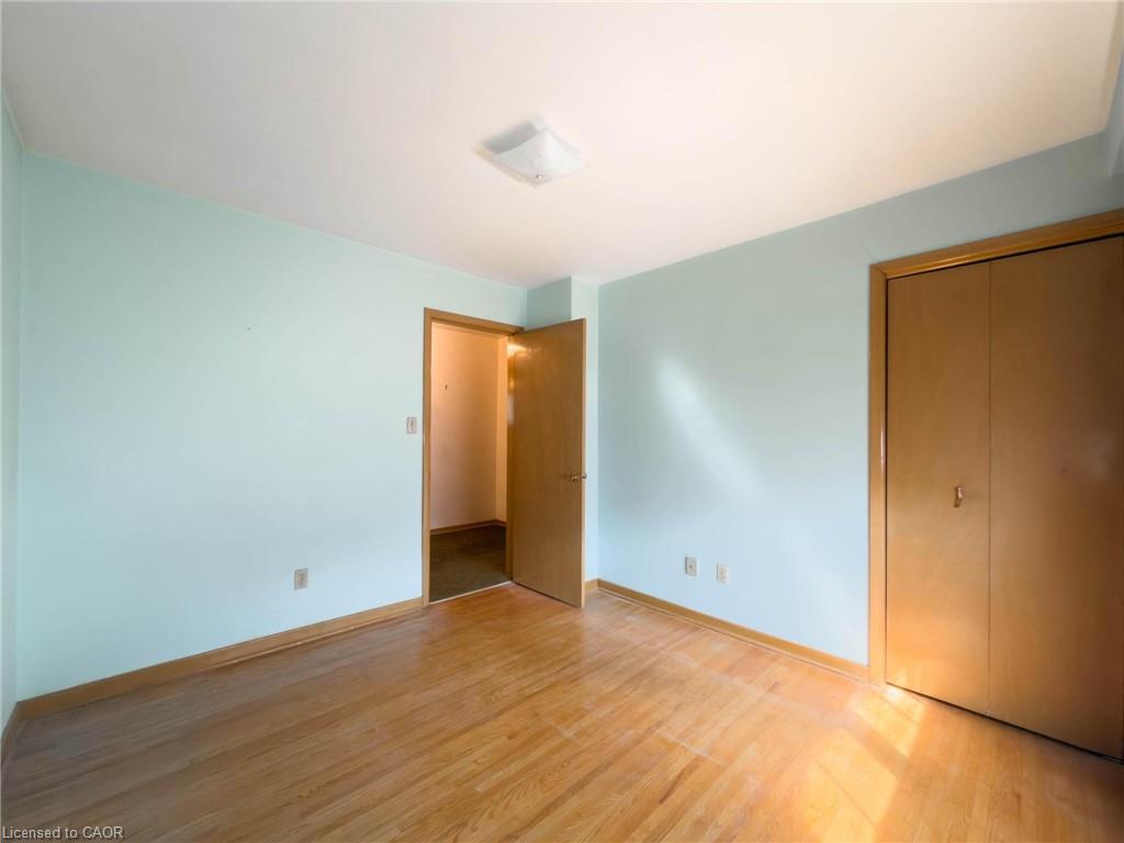 3577 Bluestream Crescent