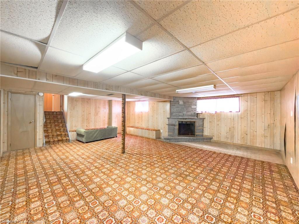 3577 Bluestream Crescent