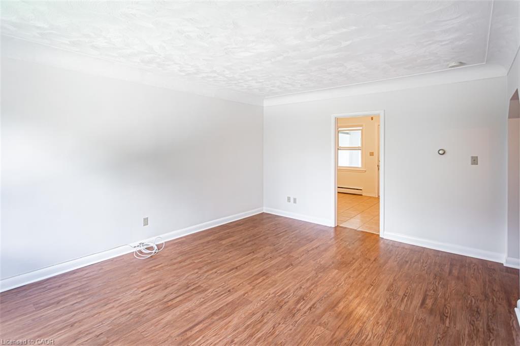 2-718 Ross Street Unit: 2