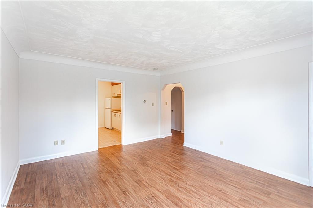 2-718 Ross Street Unit: 2