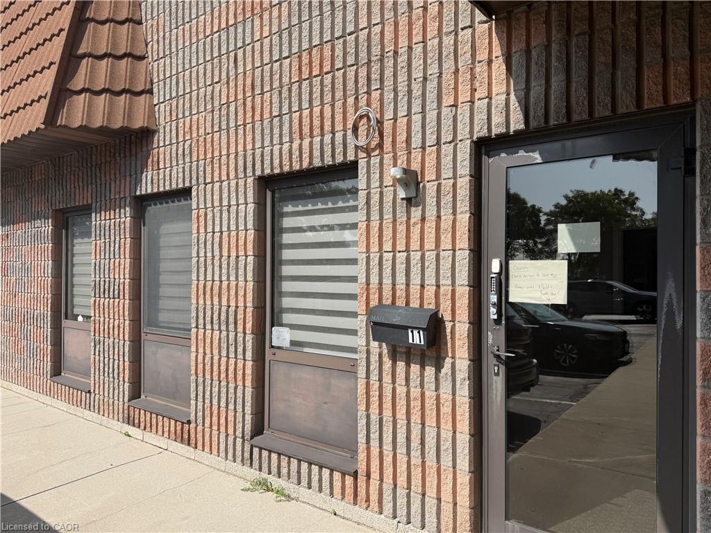 11-4180 Morris Drive Unit: 11