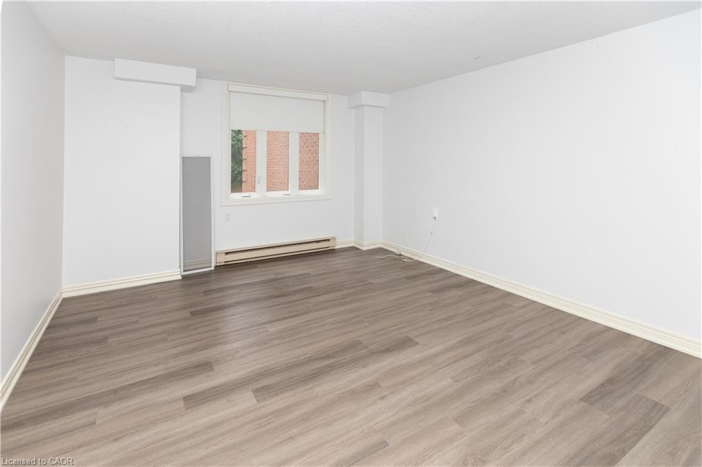 116-150 Wilson Street W Unit: 116