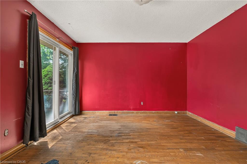 539 Enfield Road