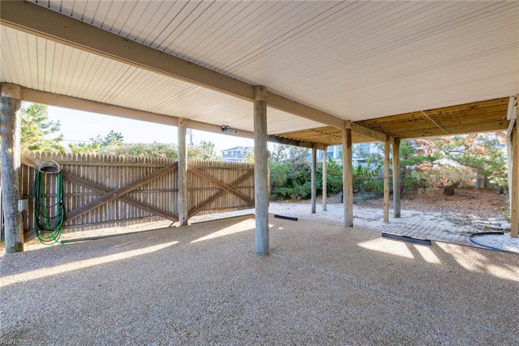 2217 Sandfiddler Rd