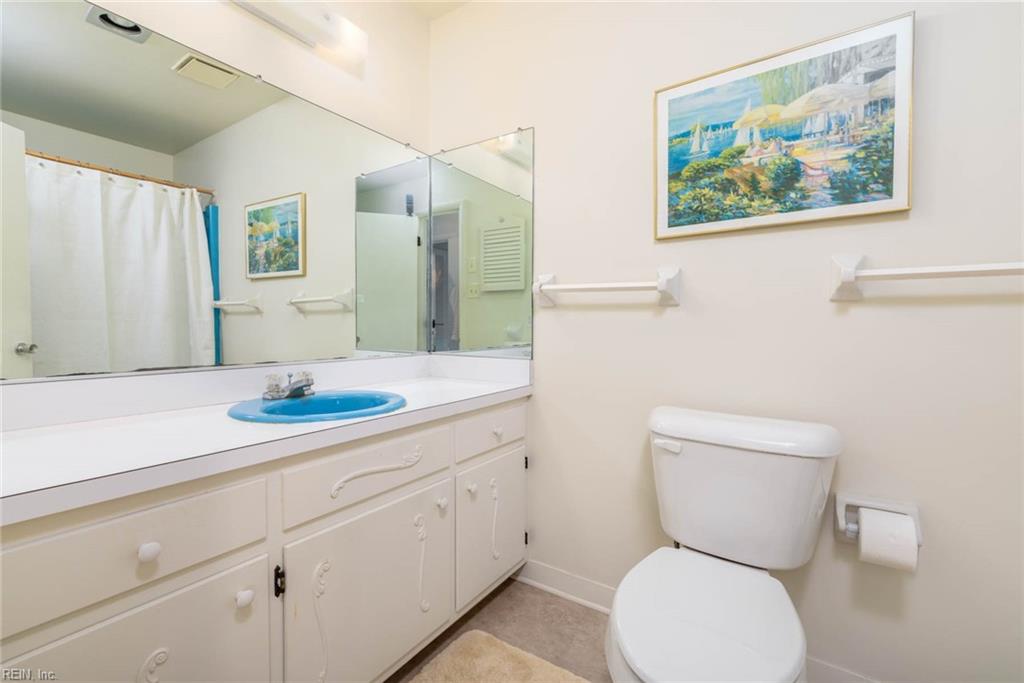2217 Sandfiddler Rd