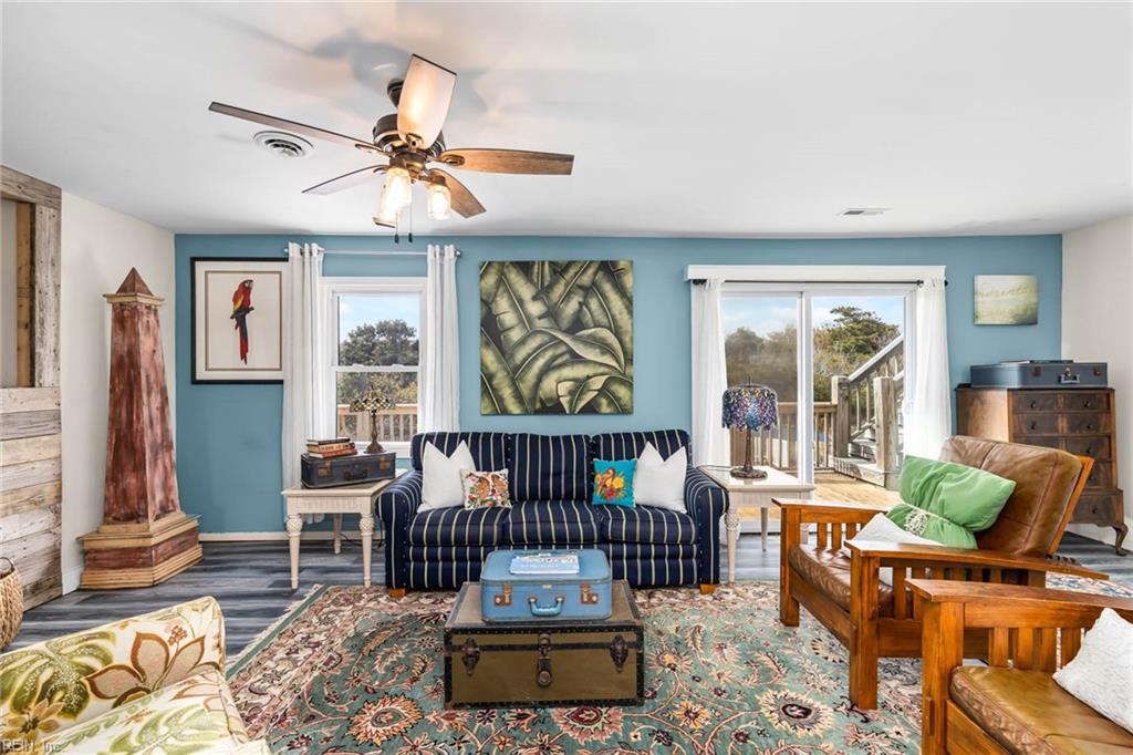 2733 Sandpiper RD