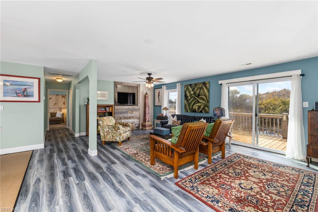 2733 Sandpiper RD