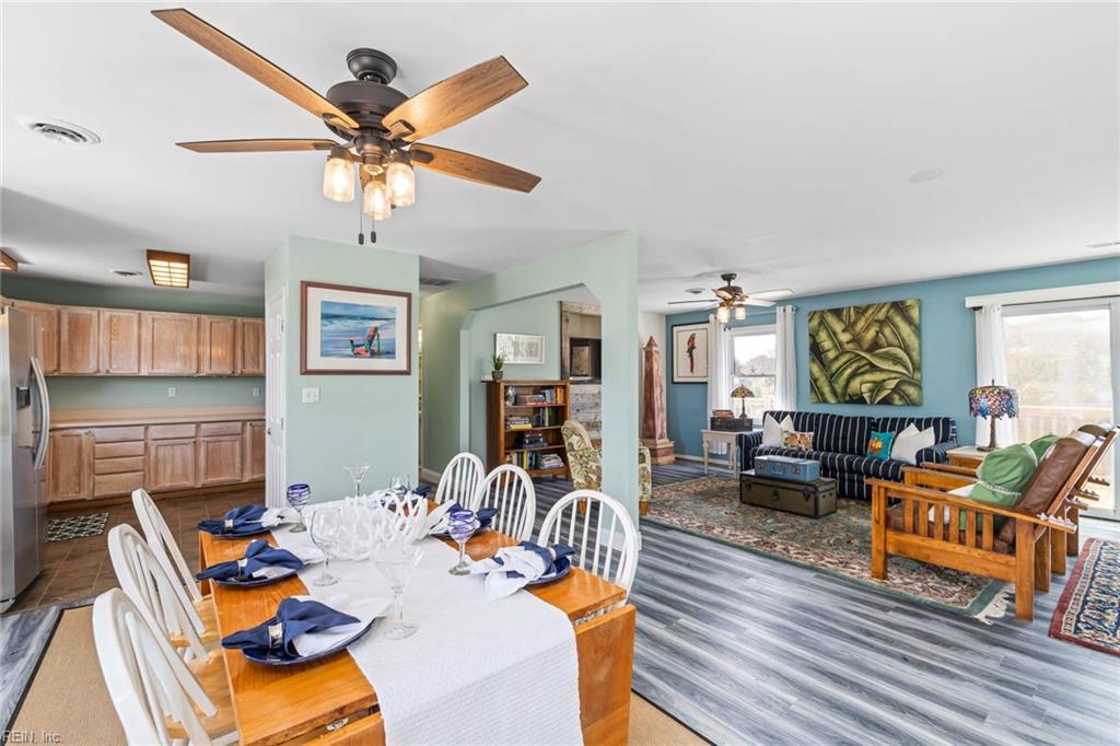 2733 Sandpiper RD