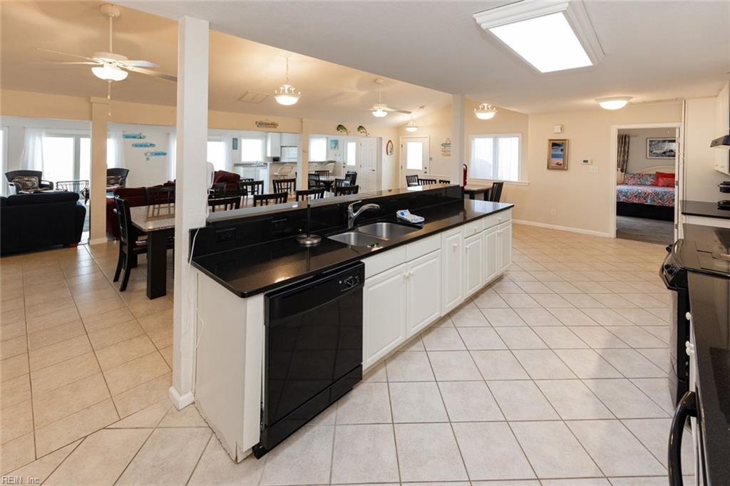 2348 Sandfiddler RD