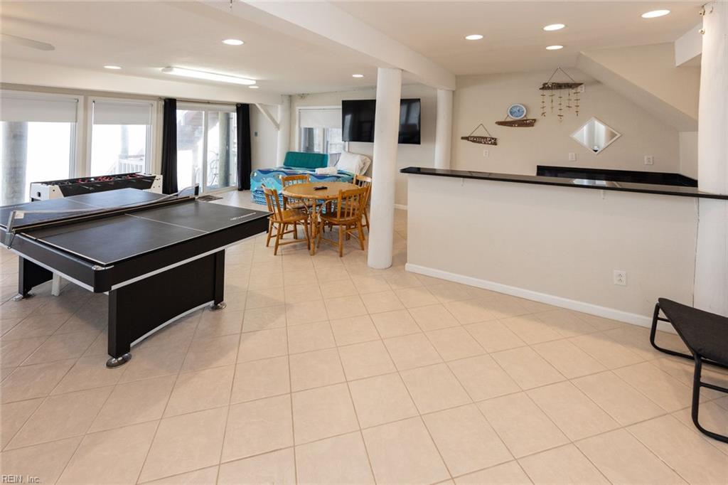 2348 Sandfiddler RD