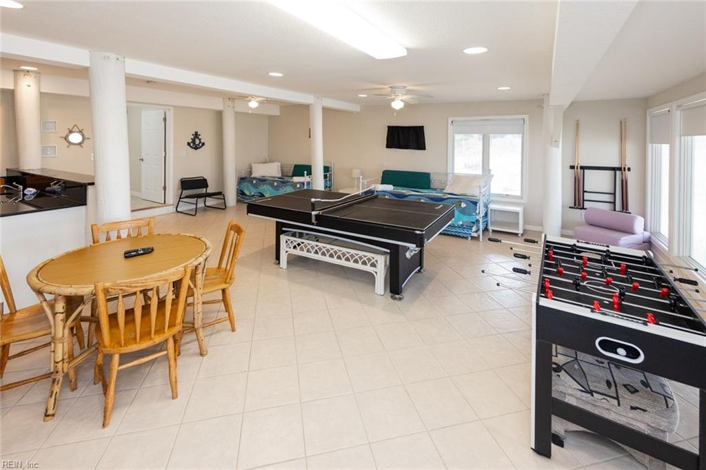 2348 Sandfiddler RD
