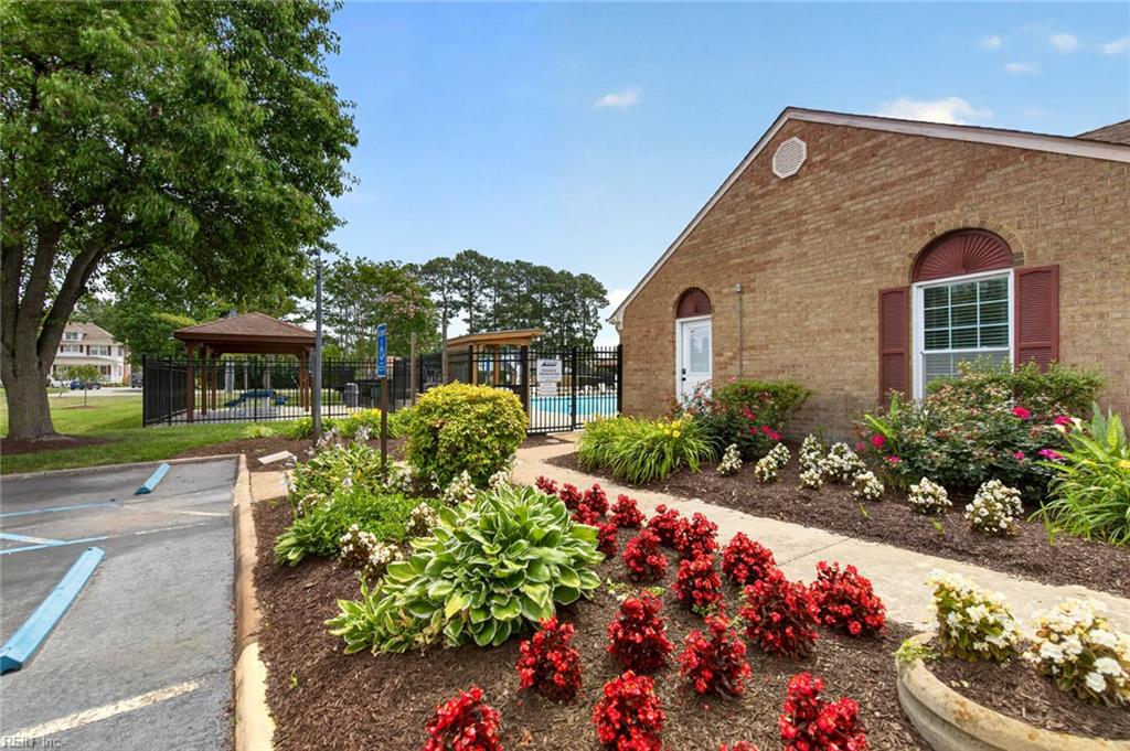 1005 Culmer DR