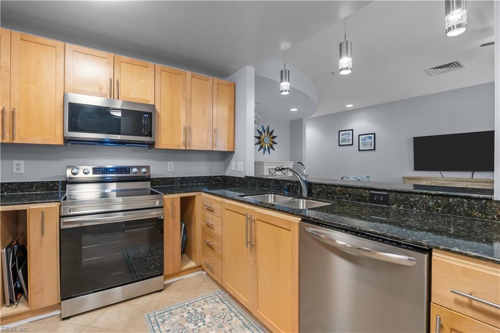 3700 Sandpiper RD 102A