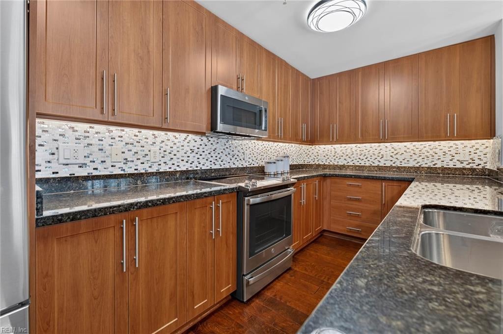 3738 Sandpiper RD 211B