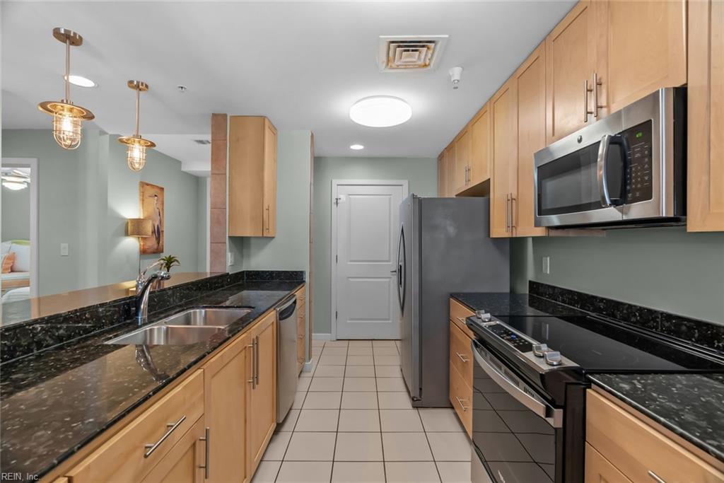 3700 Sandpiper RD 114