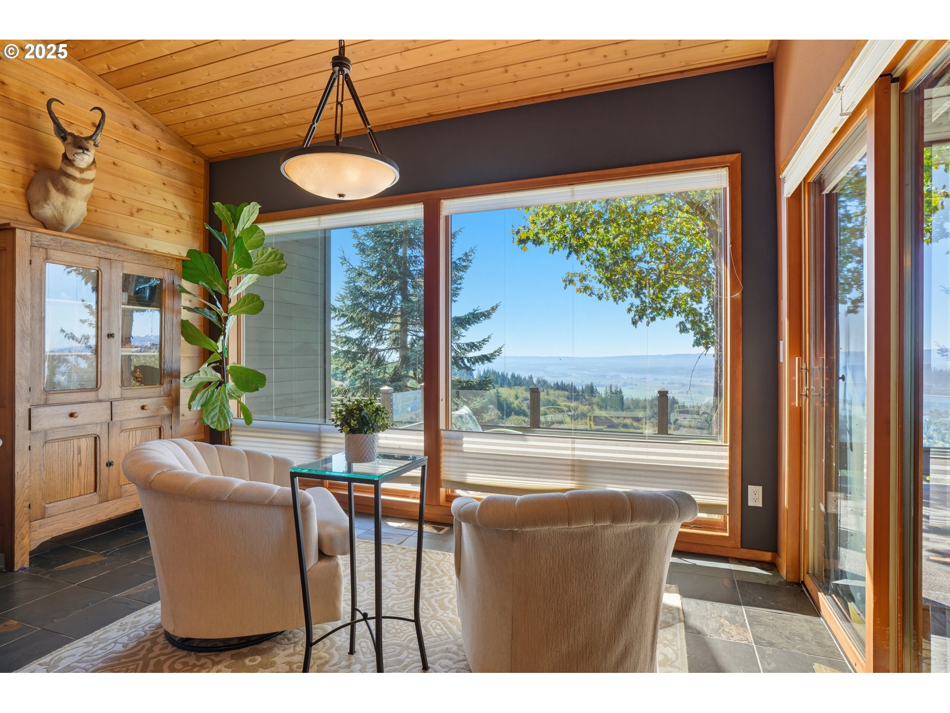 813 VARSITY RD, Kalama