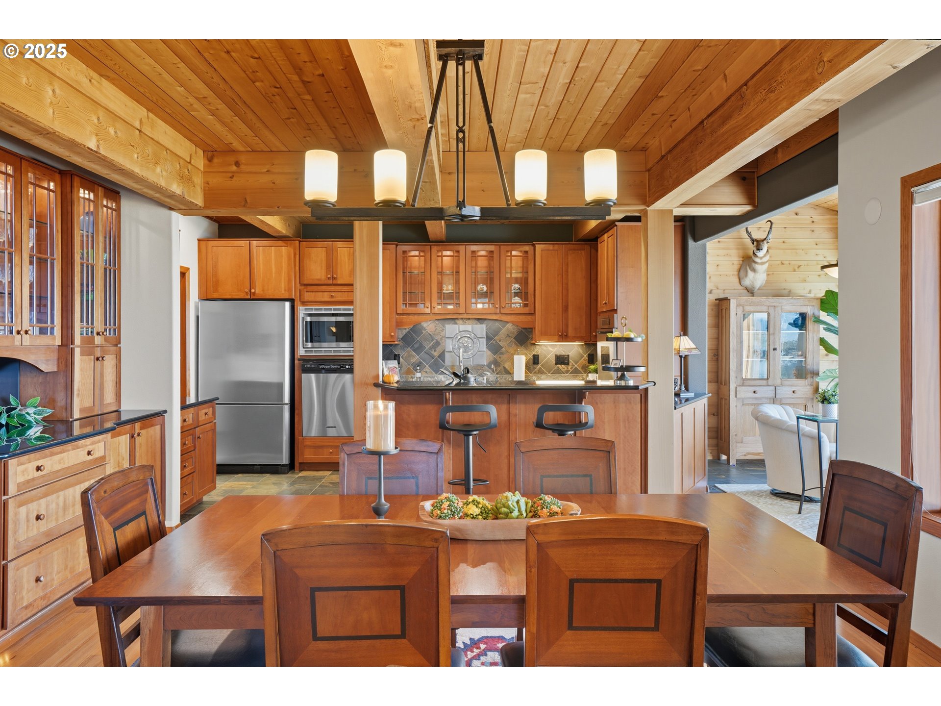 813 VARSITY RD, Kalama