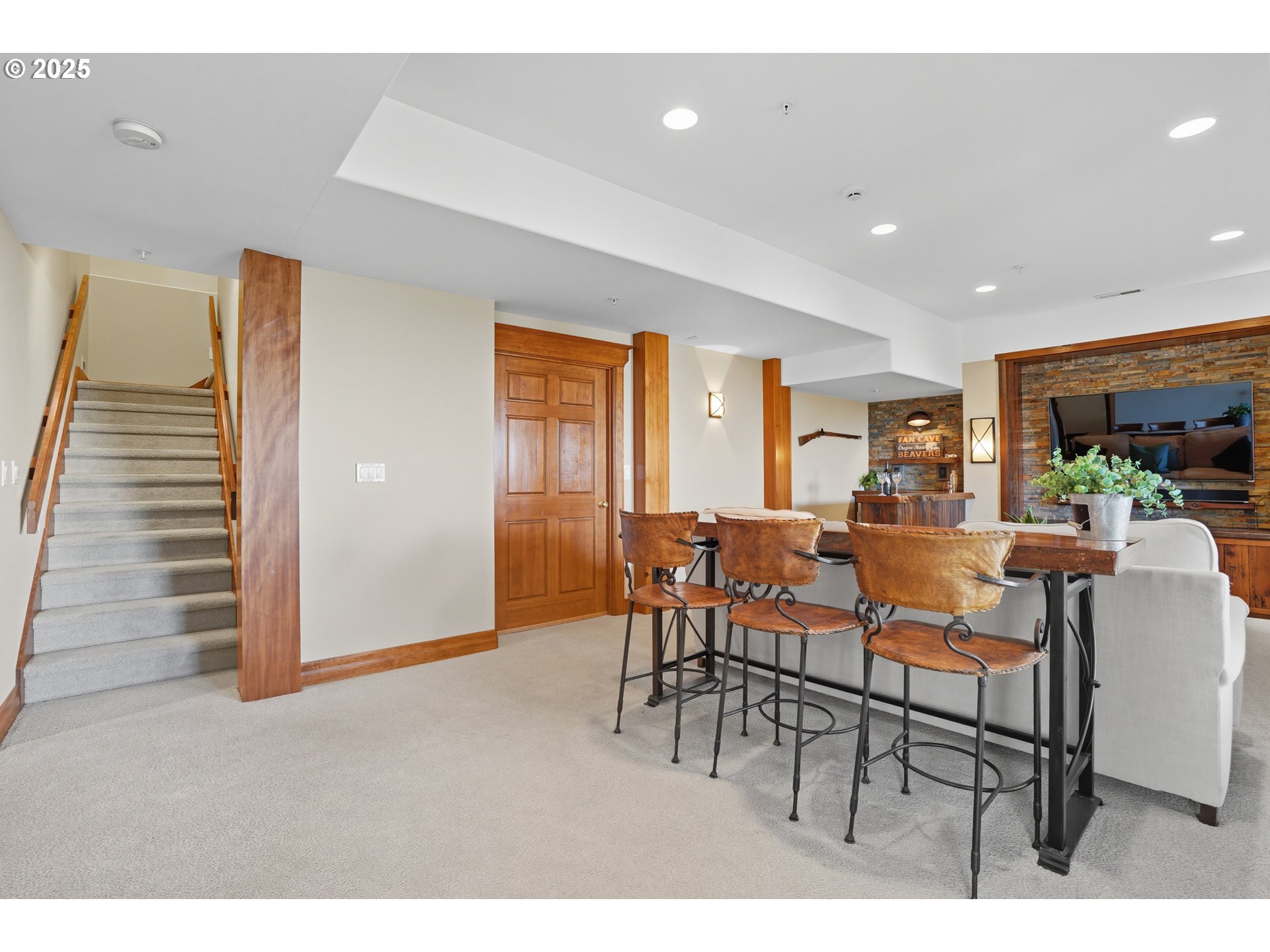 813 VARSITY RD, Kalama