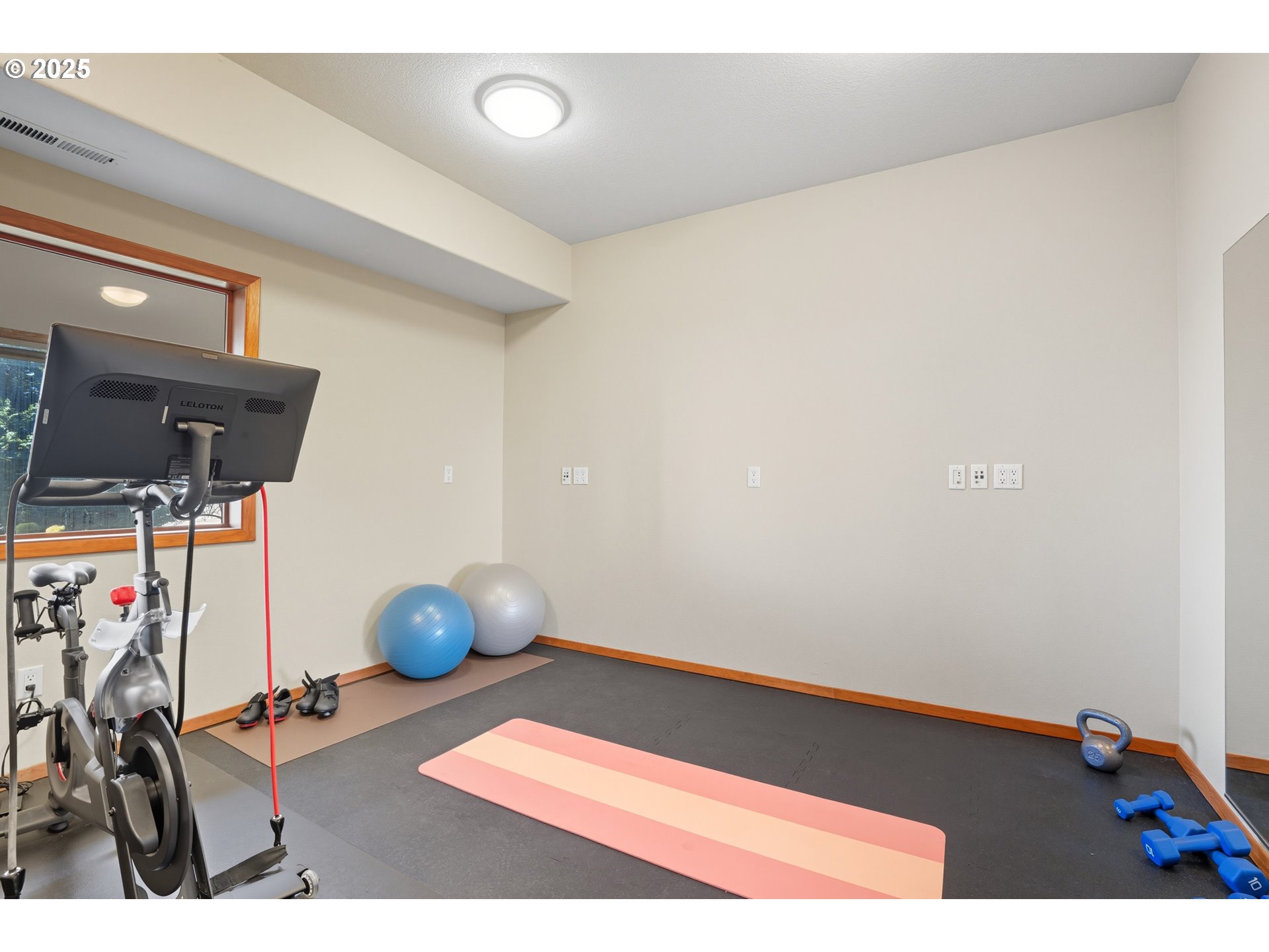 813 VARSITY RD, Kalama